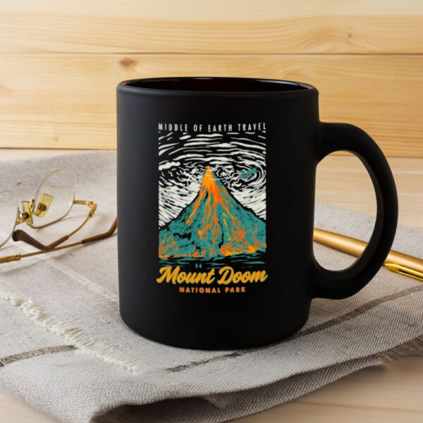 Middle earth travel mount doom national park Mug