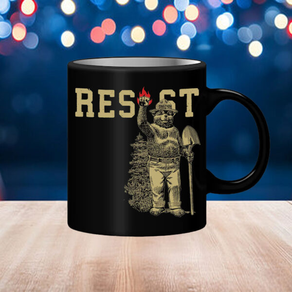 Protect Our National Parks Defund Doge Parks Not Profits, Resist Save Our Parks Bear Mug