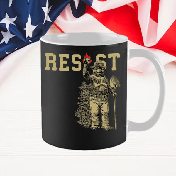 Protect Our National Parks Defund Doge Parks Not Profits, Resist Save Our Parks Bear Mug